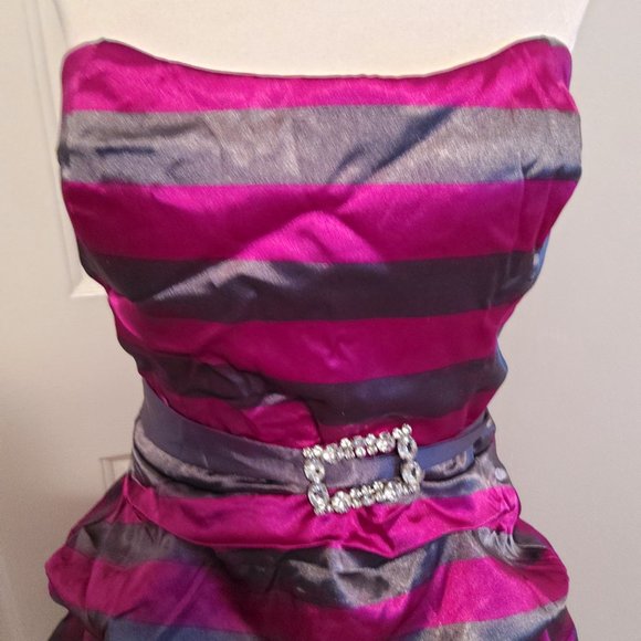 Trixxi Dress junior 11 - Picture 4 of 7